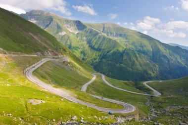 Transfagarasan dağ yolu, Romen Karpatlar