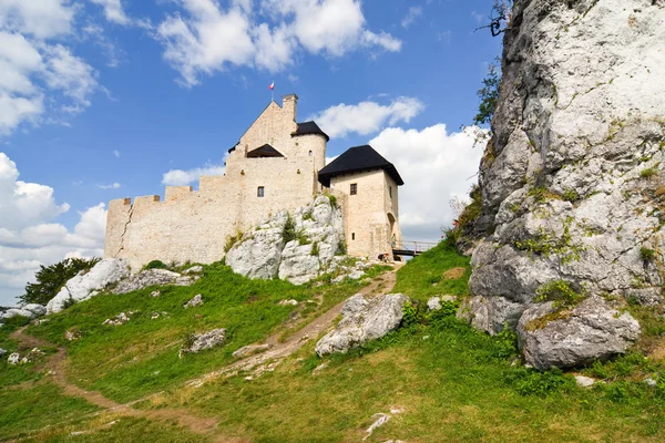 Középkori vár Bobolice, Lengyelország — Stock Fotó