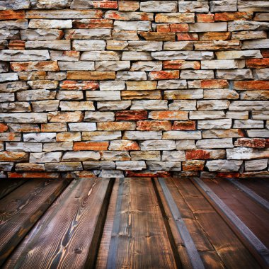 Tuğla duvarlı eski oda
