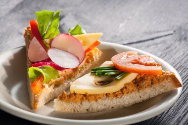 Tablo, bahar gün ışığı kanepeler