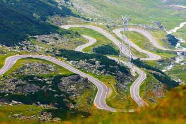 Transfagarasan dağ yolu, Romen Karpatlar 