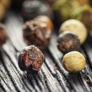 biber mısır ahşap oyun tahtası 