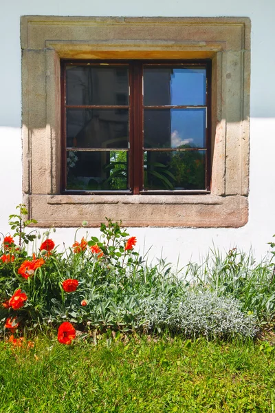 Window Decorated With Flowers — Stock Photo, Image