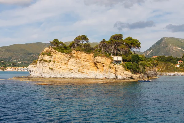 Agios sostis, liten ö i Grekland, zakynthos — Stockfoto