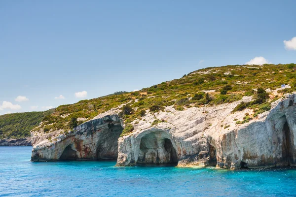 Piękne błękitne jaskinie na wyspie zakynthos, Grecja — Zdjęcie stockowe