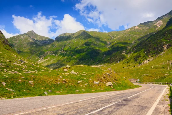 Transfagarasan route de montagne, Carpates roumaines — Photo