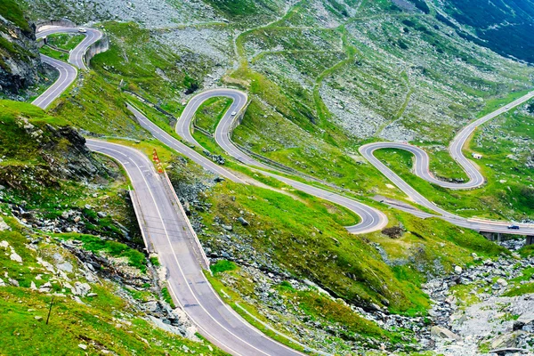 Camino de montaña de Transfagarasan, Cárpatos rumanos —  Fotos de Stock