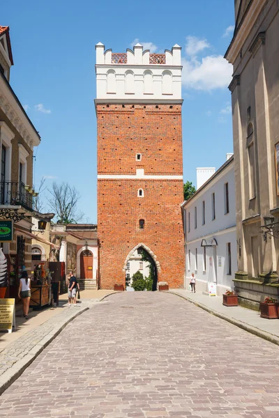 Sandomierz, Polonia - 23 DE MAYO: Sandomierz es conocida por su casco antiguo, que es una de las principales atracciones turísticas. 23 de mayo de 2014. Sandomierz, Polonia . — Foto de Stock