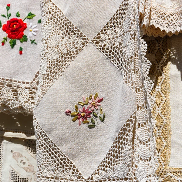 Romence geleneksel kumaş — Stok fotoğraf