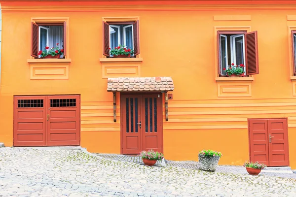 Fachada de un edificio histórico —  Fotos de Stock