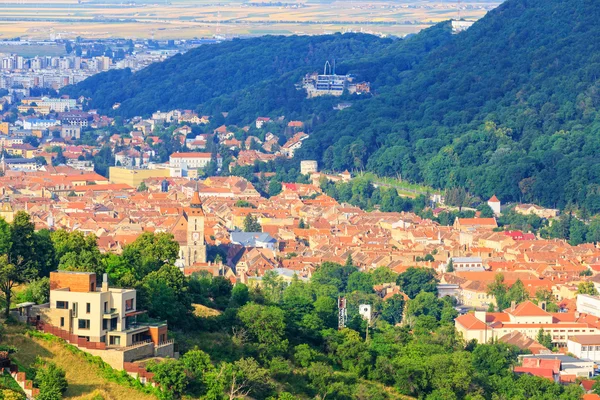 Vista aérea da Cidade Velha, Brasov, Transilvânia, Roménia — Fotografia de Stock