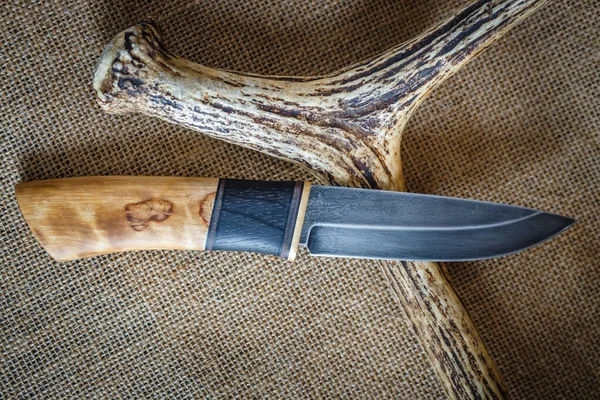 Ein Scharfes Messer Mit Holzgriff — Stockfoto