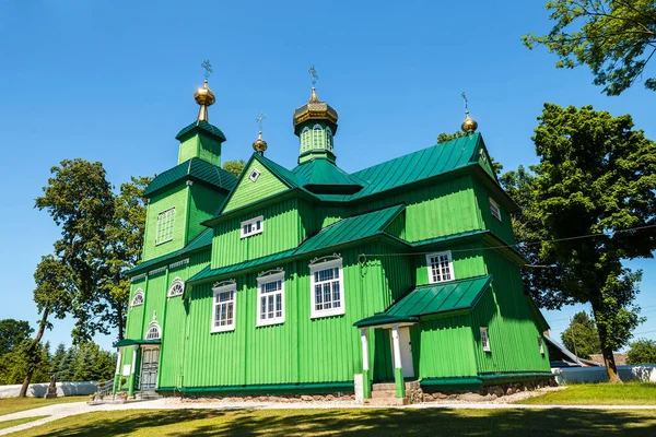 Iglesia Verde Ortodoxa San Miguel Arcángel Trzescianka Polonia — Foto de Stock