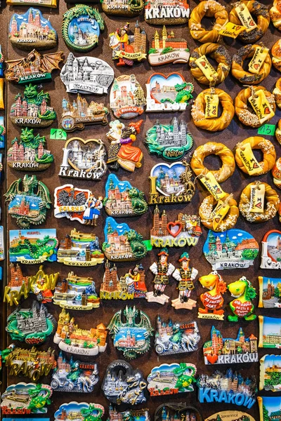 Närbild Turist Magnet Souvenirer Krakow — Stockfoto