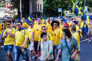 Kiev, Ukrayna - 11 Haziran: tezahürat İsveç hayranları Stadyumu fahişeler için git