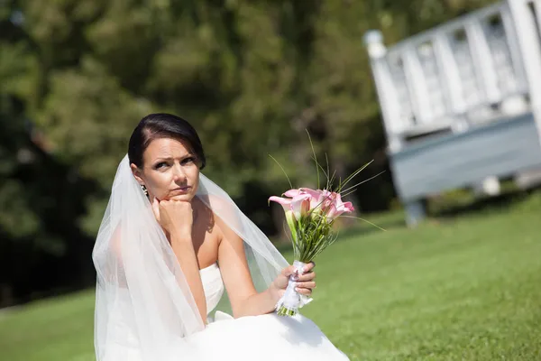 Unhappy bride — Stock Photo, Image