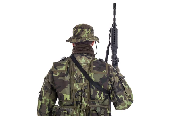 Soldier in camouflage and modern weapon M4. — Stock Photo, Image