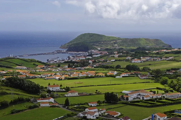 Utsikten over Horta Bay, Faial – stockfoto