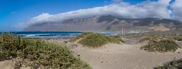 Playa de Famara — Stock Photo, Image