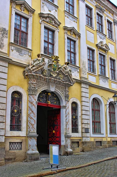 Güzel Rönesans dekorlar yukarıdaki Müzesi goerlitz, Almanya'kapısı girin — Stok fotoğraf