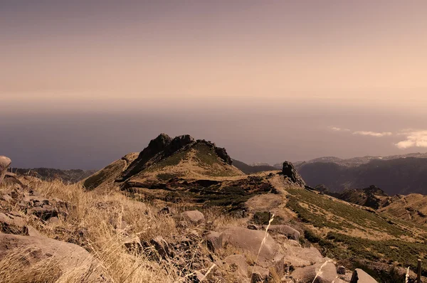 Le catene montuose dell'isola di Madeira, Portogallo — Foto Stock