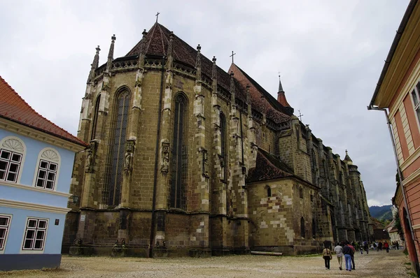 Schwarze Kirche in Brasov, Siebenbürgen, Rumänien — Stockfoto