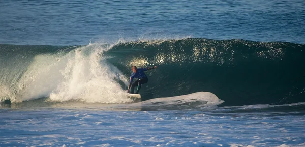 Peniche, Португалія - 13 жовтня: Монтейру raoni (бра) у rip curl pro peniche 2012 13 жовтня 2012 року в місті peniche, Португалія Стокова Картинка