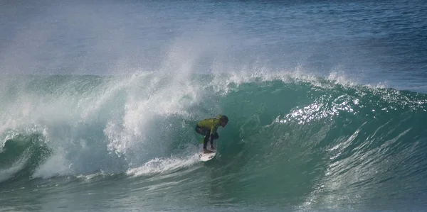 Peniche, portugal - oktober 13: damien hobgood (usa) in rip curl pro peniche 2012 oktober 13, 2012 in peniche, portugal — Stockfoto