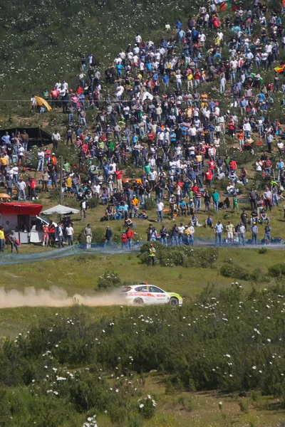 Algarve, Portekiz - Nisan 13: Emanet araba ralli de Portekiz 2013 üzerinde 13 Nisan 2013 yılında algarve, Portekiz