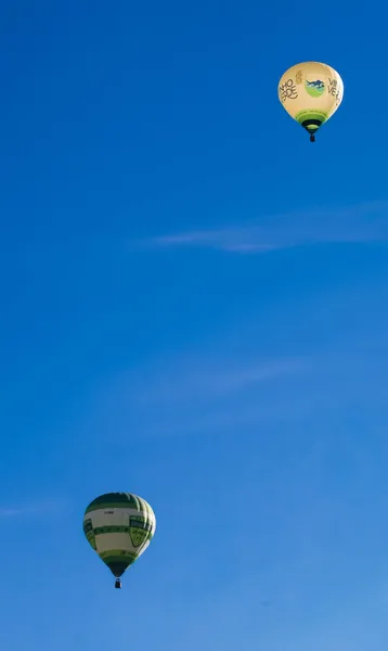 Fronteira, Португалія - 1 грудня: запуск ballonn в 24 годин ТТ de fronteira 2013 1 грудня 2013 року в fronteira, Португалія Стокове Фото