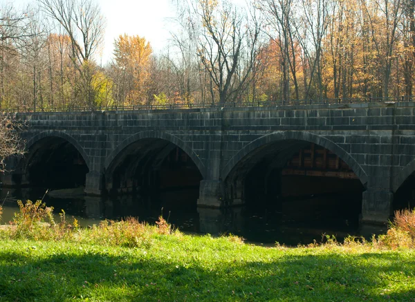 Negen mijl creek aquaduct — Stockfoto