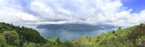 Widok z samosir island. — Zdjęcie stockowe