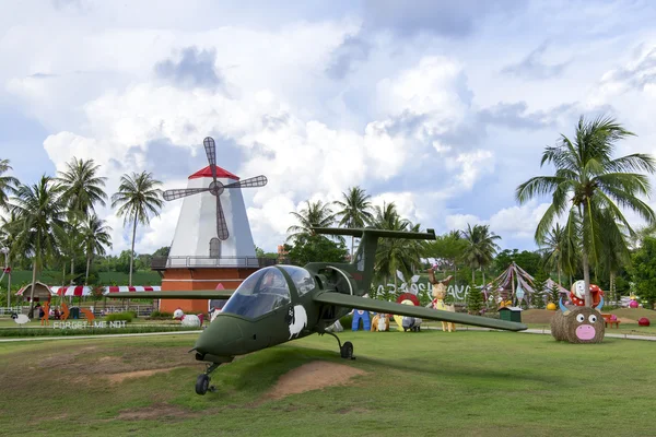 Plane with Sheep and Mill. Pattaya Sheep Farm. — Stock Photo, Image