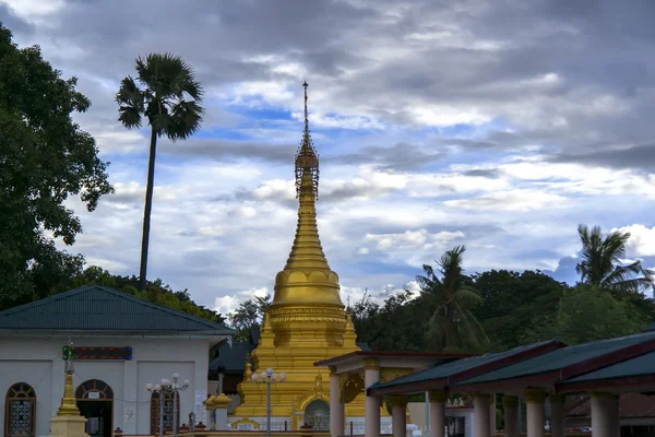 Temple bouddhiste par jour . — Photo