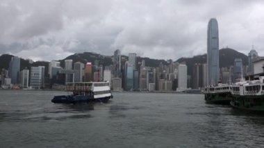 Herkül hong Kong'a gidiyor.