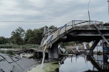 War in Ukraine. blown up bridge to Irpen