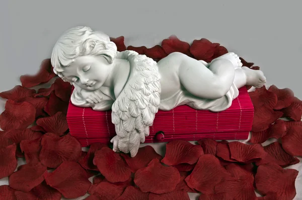 heykelcik uyuyan melek hiruvim