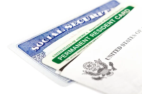 Social security and permanent resident card — Stock Photo, Image