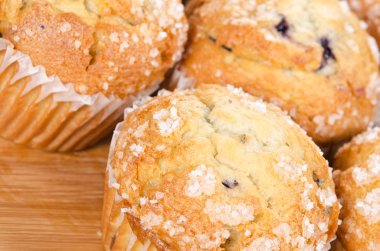altın kahverengi blueberry muffins