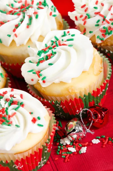 Holiday cupcakes with vanilla frosting — Stock Photo, Image