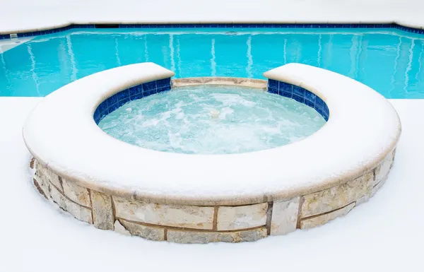 Hot tub spa in the winter — Stock Photo, Image