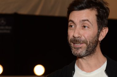 New york - Şubat 10: modelleri sahne arkasına parkchoonmoo sonbahar kış 2012 tanıtımı için hazır olsun lincoln Center'da new york moda haftası 10 Şubat 2012