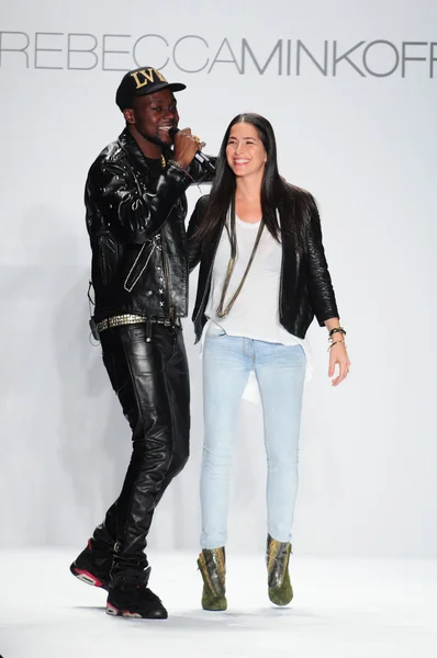 NEW YORK, NY - FEBRUARY 10: Rapper Theophilus London and designer Rebecca Minkoff walk the runway at the Rebecca Minkoff Fall 2012 fashion show during MBFW at Lincoln Center — Stock Photo, Image