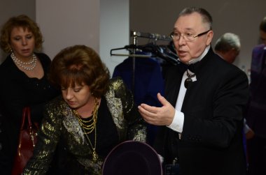 Moskova - 21 Mart: slava zaitsev için sahne arkasında bir model sonbahar kış 2012 mercedes-benz moda haftası sırasında wtc sunuda 21 Mart 2012, Moskova, Rusya.