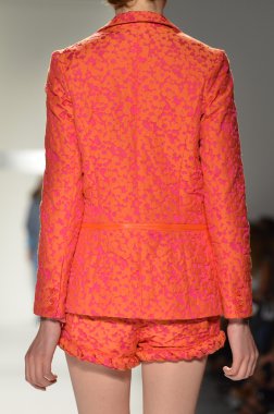 New york, ny - 11 Eylül: manken, 2012 moda show mercedes-benz moda haftası lincoln Center Studio 11 Eylül 2011 tarihinde new york c timo weiland bahar pist yürür