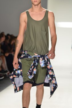 New york, ny - 11 Eylül: manken, 2012 moda show mercedes-benz moda haftası lincoln Center'da stüdyoda timo weiland bahar pist yürür