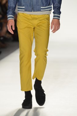 New york, ny - 11 Eylül: manken, 2012 moda show mercedes-benz moda haftası lincoln Center'da stüdyoda timo weiland bahar pist yürür