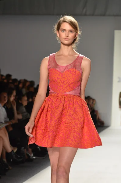 NEW YORK, NY - SEPTEMBER 11: A model walks the runway at the Timo Weiland Spring 2012 fashion show during Mercedes-Benz Fashion Week at The Studio at Lincoln Center on September 11, 2011 in New York C — Stock Photo, Image