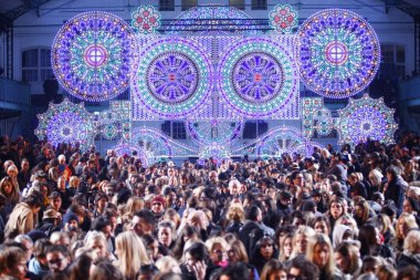 Paris - 12 Mart: kenzo antonio marras göstermelik konukları 12 Mart 2011 de paris paris moda haftası sırasında kış 2011-2012 Güz