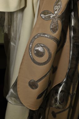 Moskova - 25 Mart: elbise askıları backstage hazırlıkları için basharatian, Sonbahar Kış 2012 sunu sırasında mbfw 25 Mart 2012, Moskova, Rusya